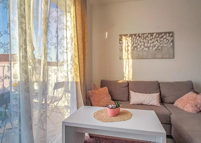 Appartement Amazing In Okrug Gornji